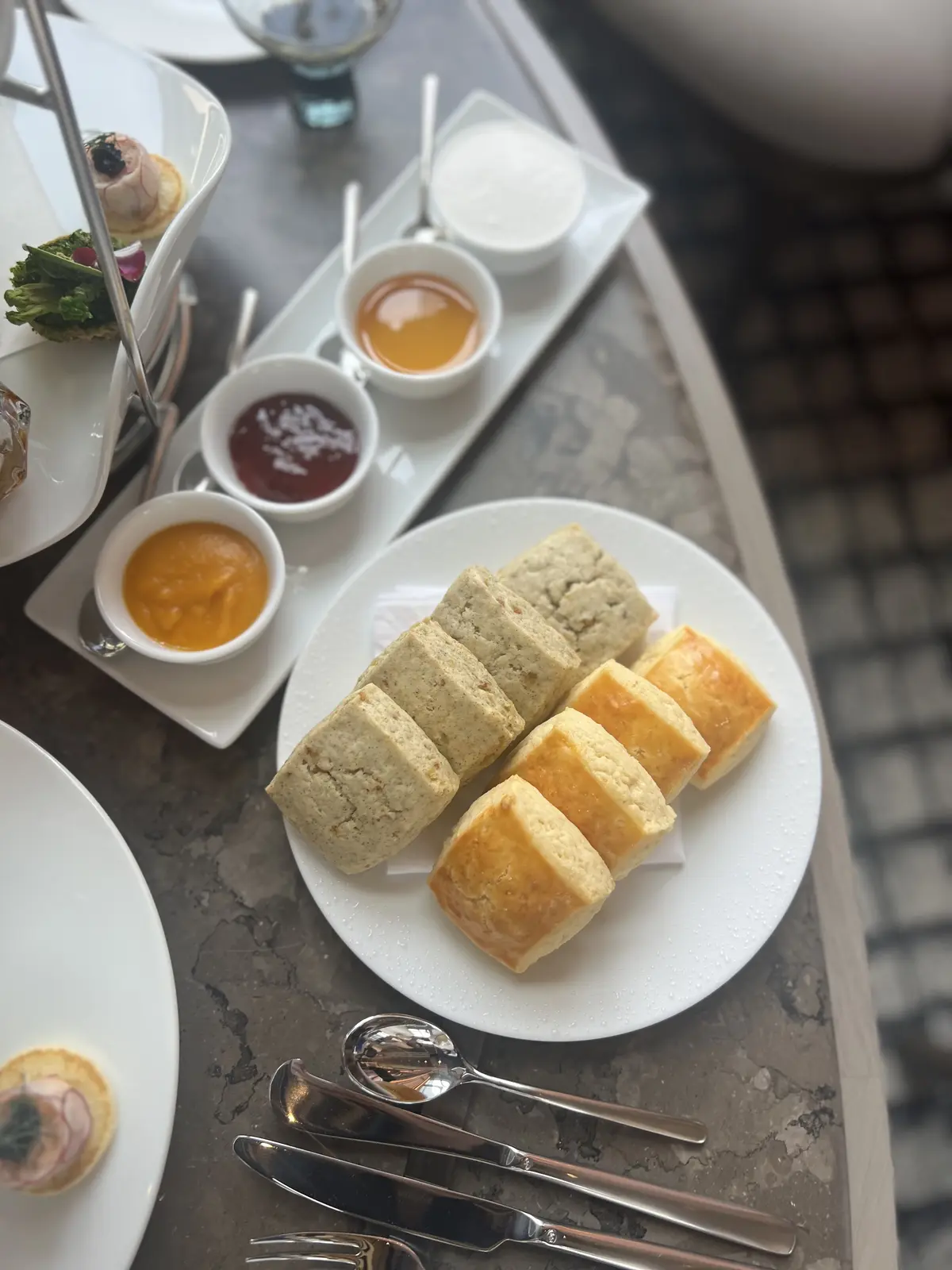 ジャヌ東京アフタヌーンティーで 春を楽しの画像_14