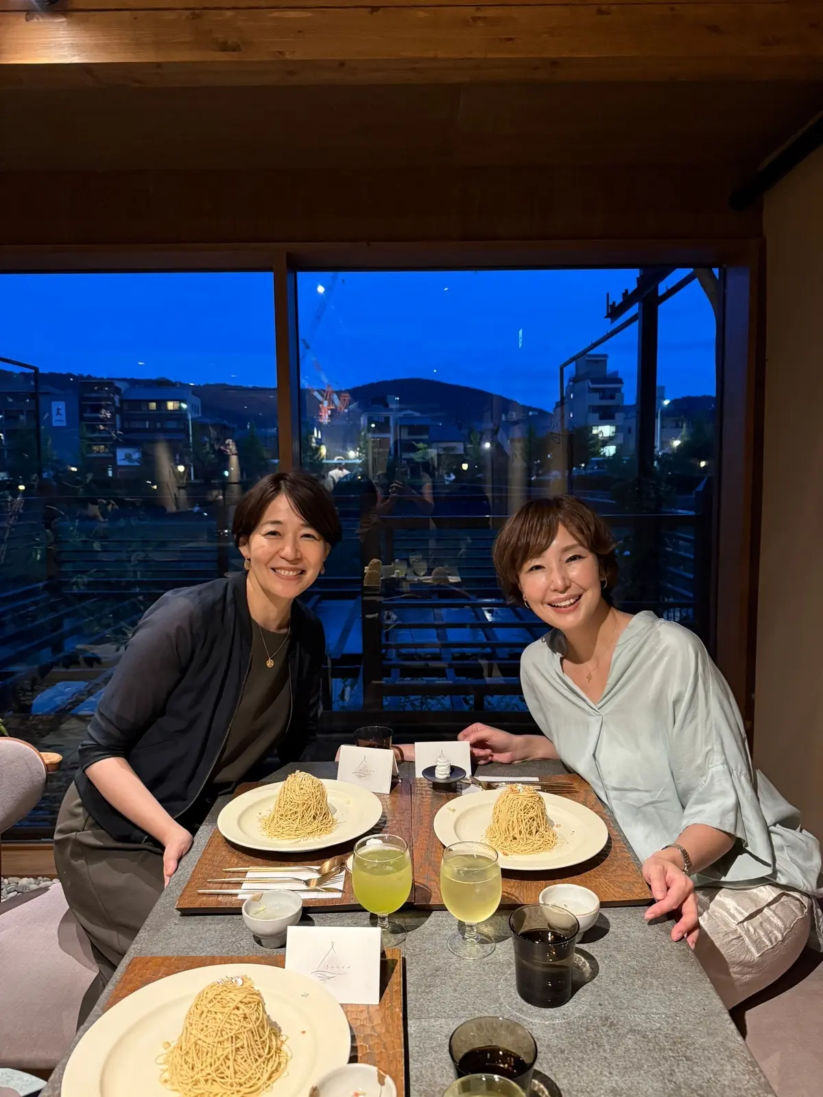 ZARAのカジュアルワンピースで大人の修の画像_12