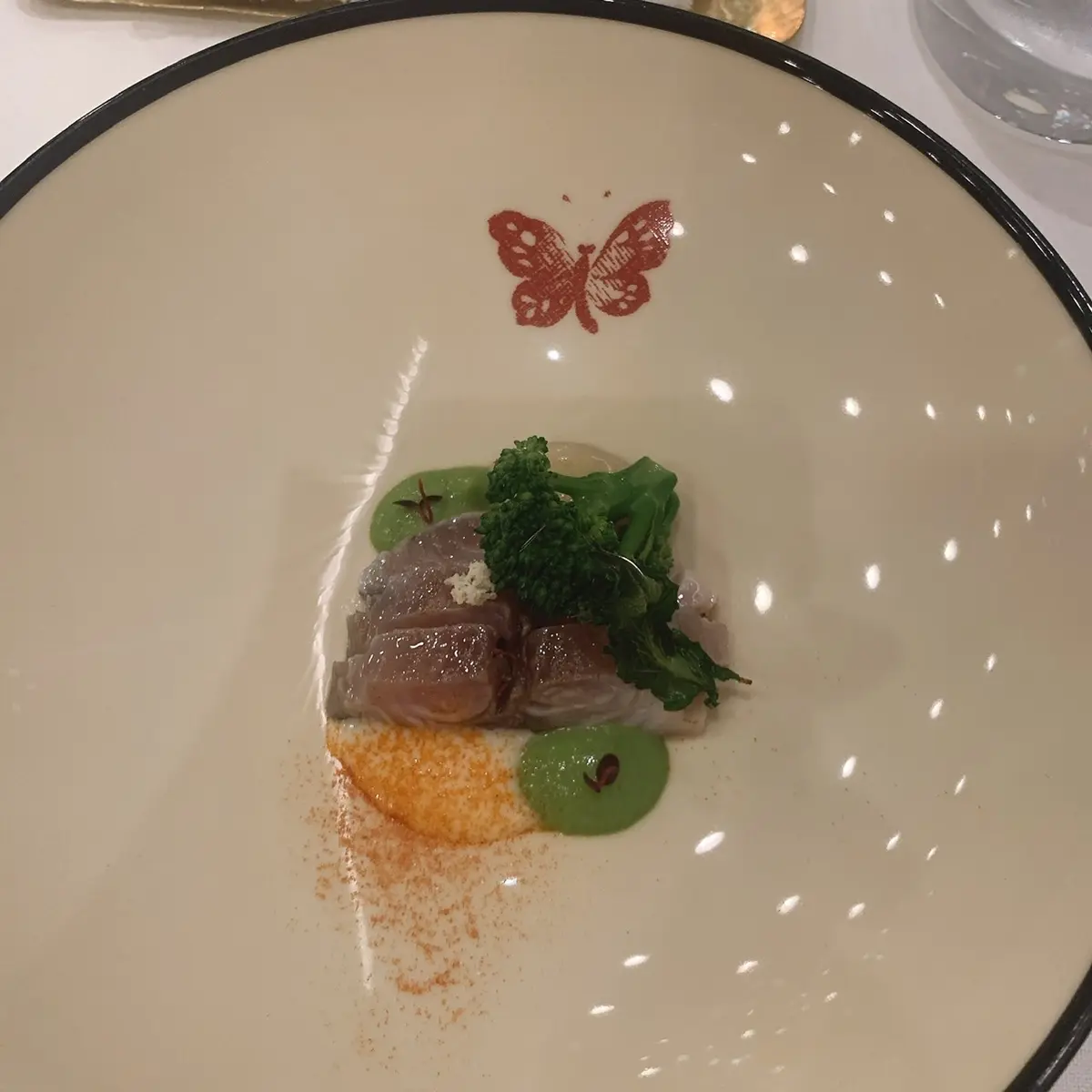 グッチ オステリア ダ マッシモ ボットゥーラ トウキョウのコース料理「サバ ナポリから東京へ」