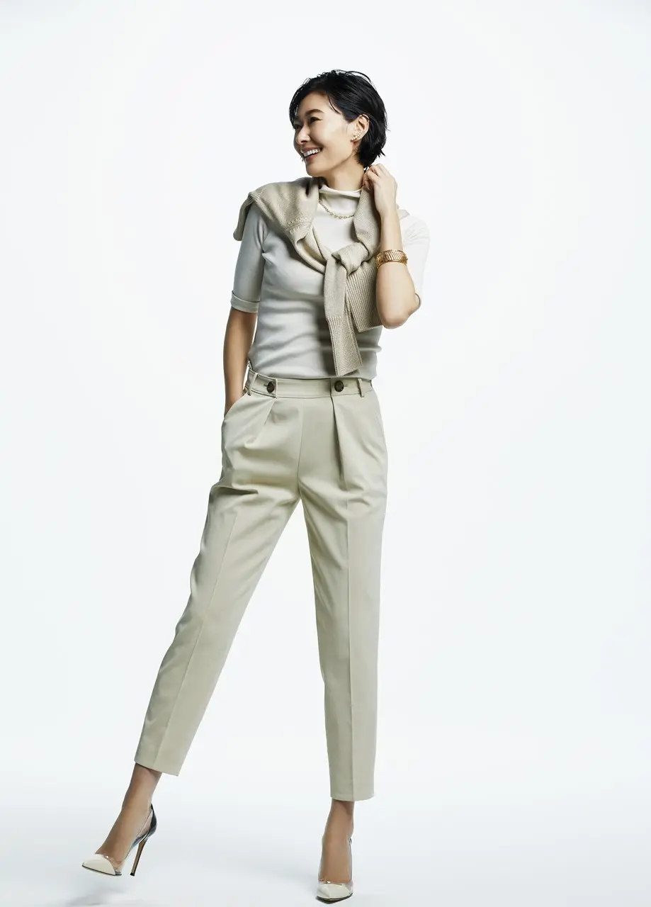 「NEMIKA×T.」カーディガンとパンツ