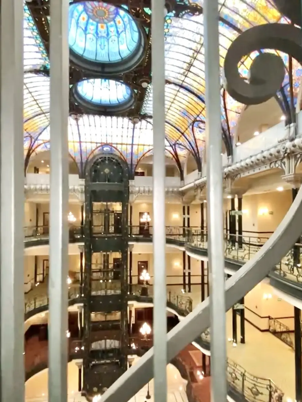 Gran Hotel Ciudad de Mexico ascensor dentro