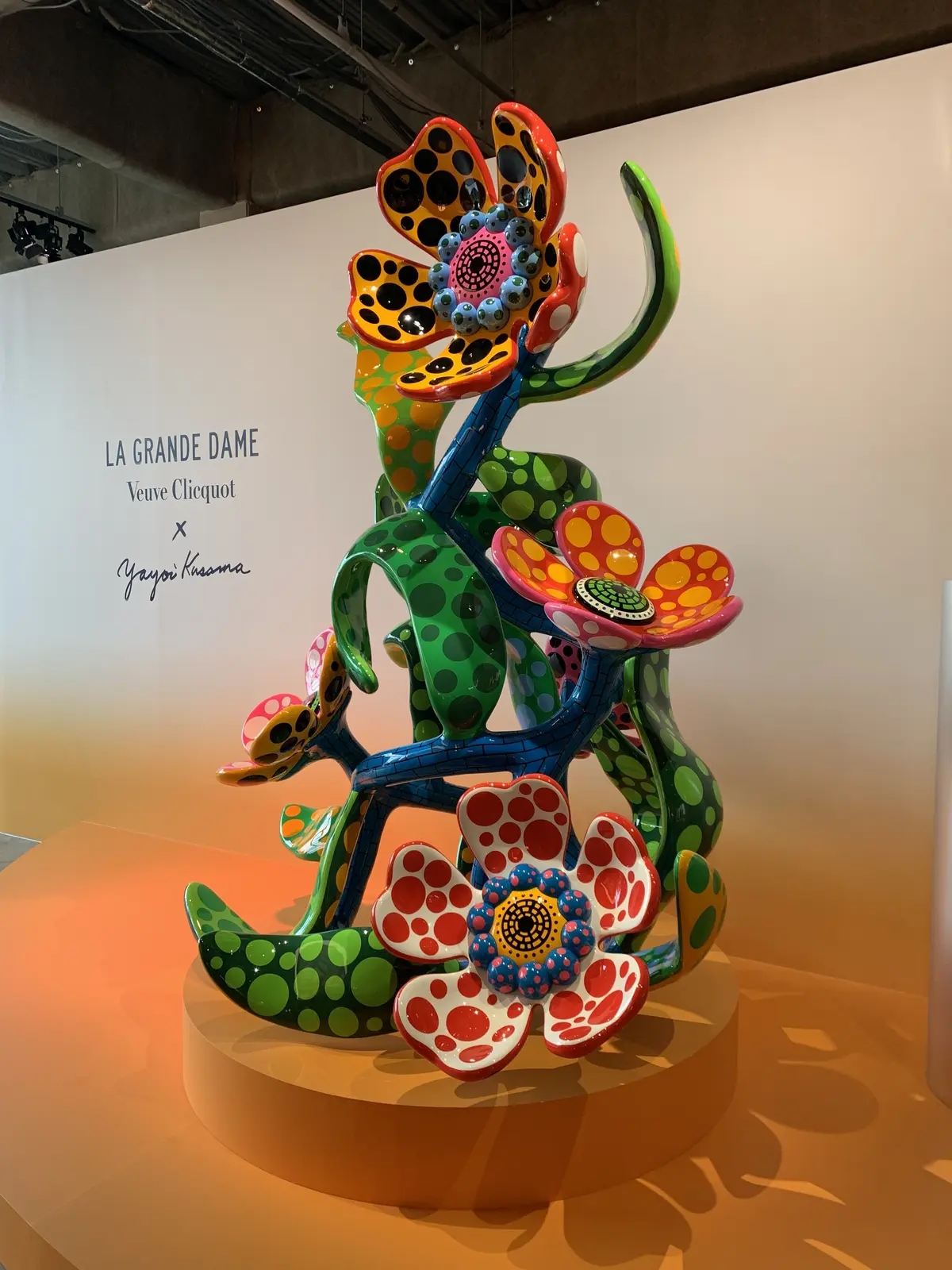 ヴーヴ・クリコの世界に浸る！Veuve の画像_2