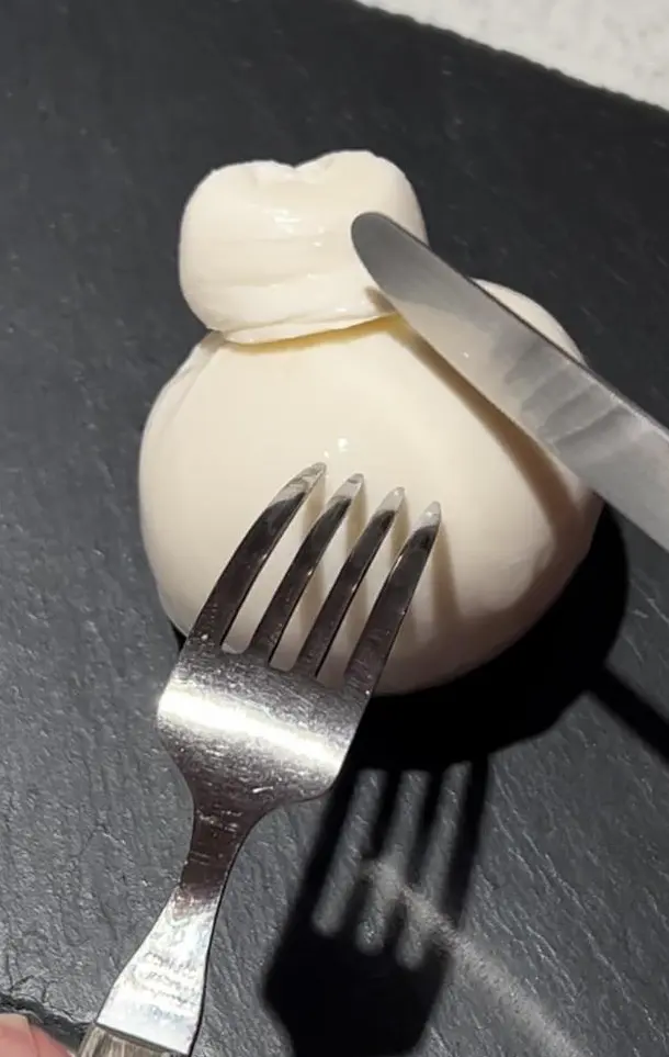 ブッラータチーズ