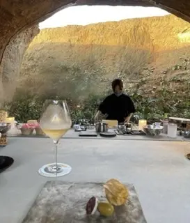 洞窟のようなレストラン "maison の画像_1