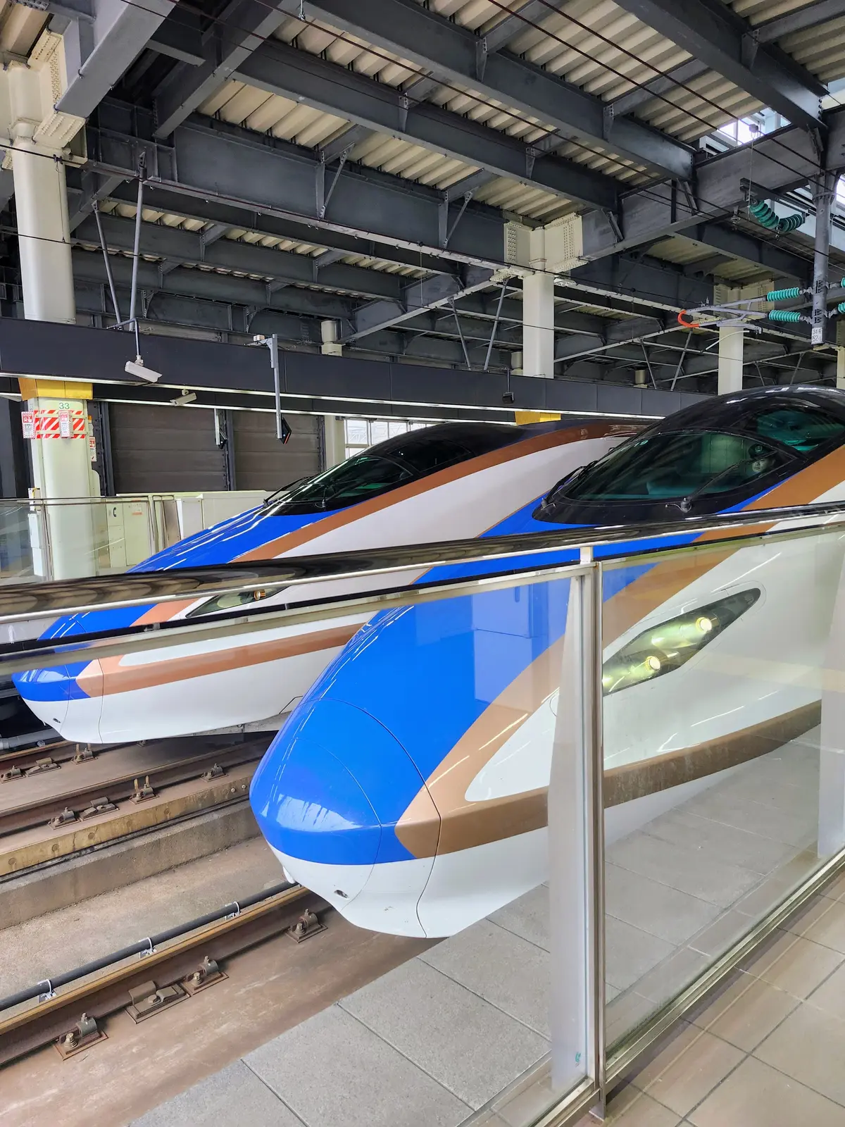 女子旅、金沢、金沢旅行、秋の金沢、40代ファッション、旅コーデ、加賀料理、21世紀美術館、御朱印　神社、金沢カフェ、茶屋街