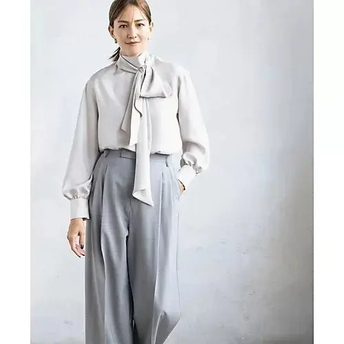 【50代 ファッション】暗くなりがちな冬の画像_2