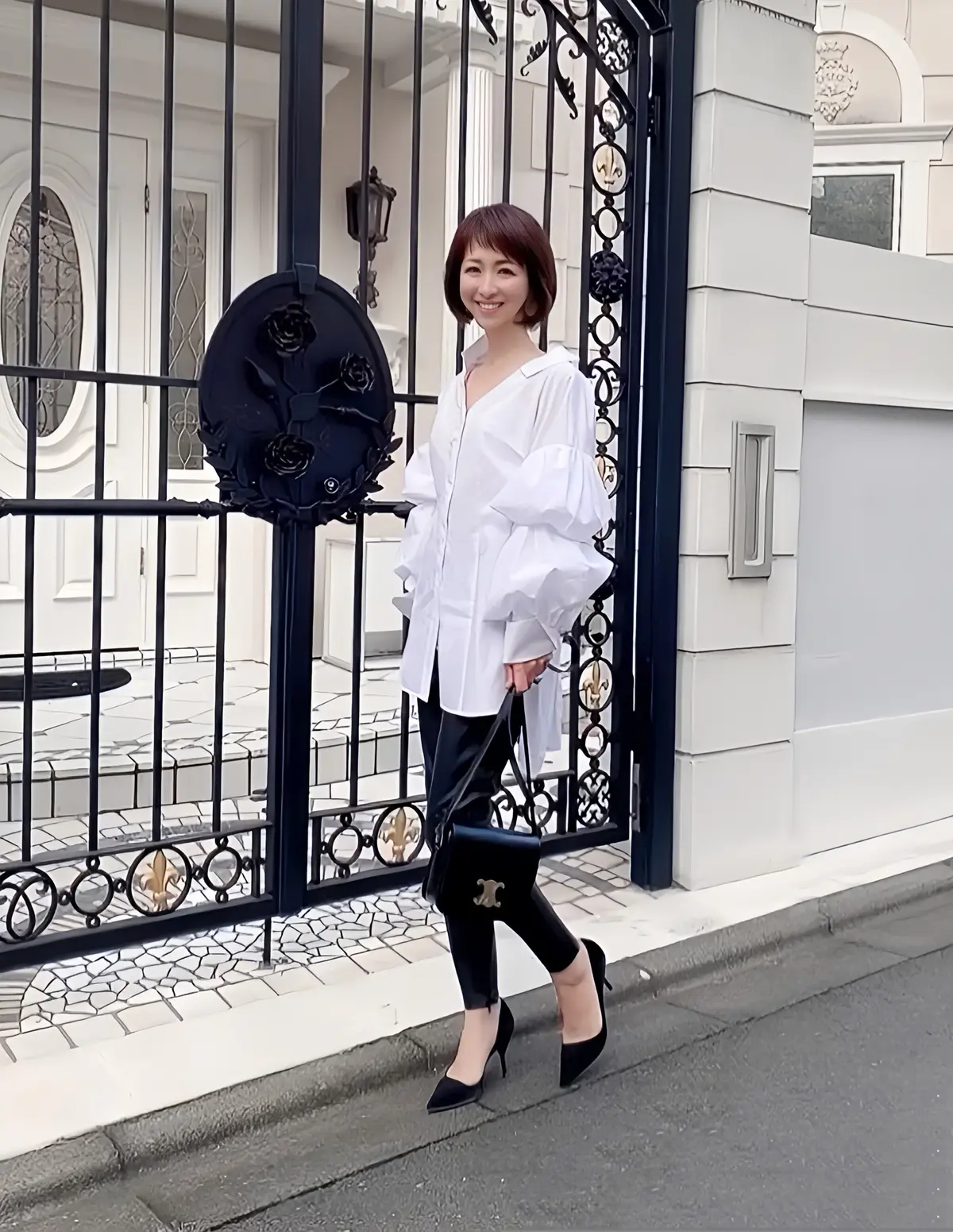 デコラティブな白シャツで華組ランチの画像_1