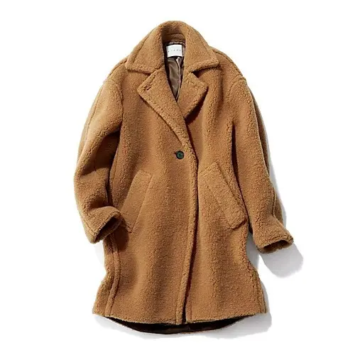 富岡佳子さんがまとう名品アウター「CINの画像_2