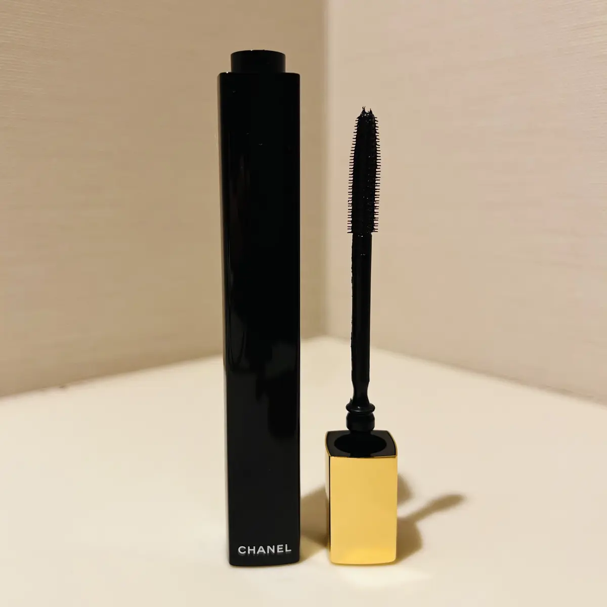 ヌワール アリュール 　10－ヌワール