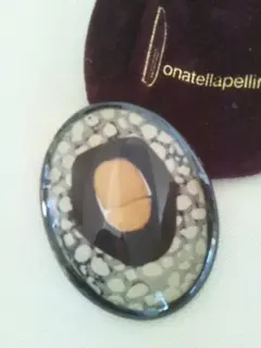 襟元にブローチを♪の画像_1