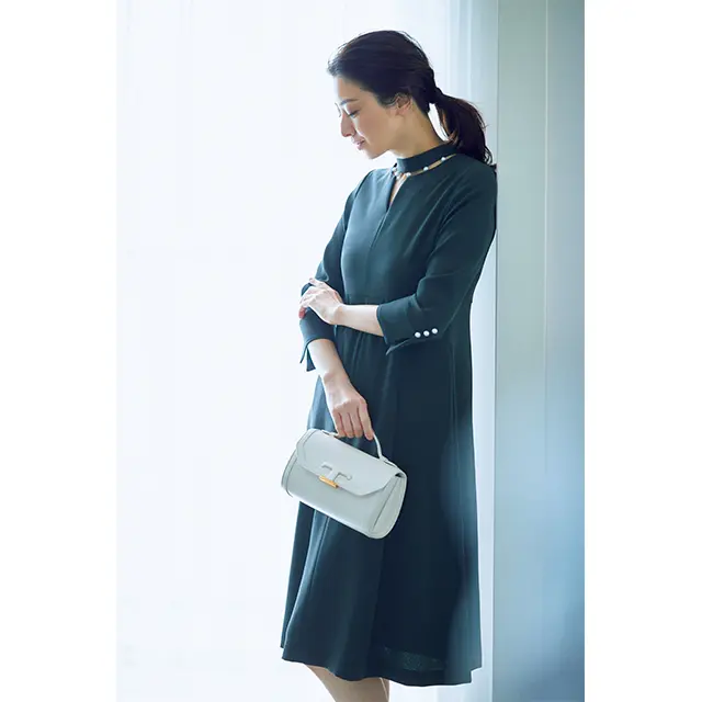 【2021春夏】 50代の品よく映えるワンピーススタイル48 