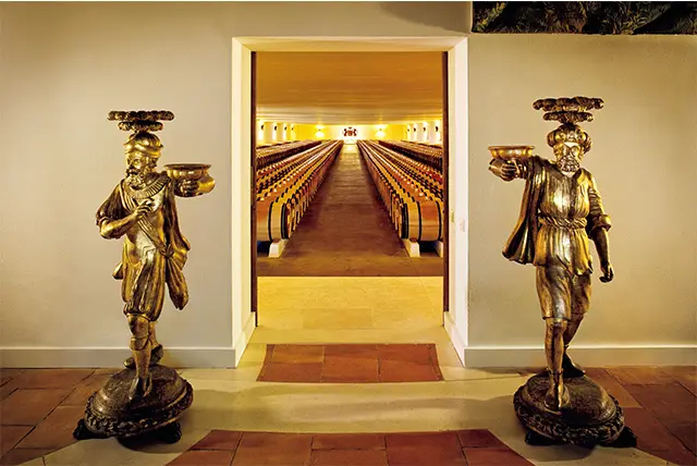 セ ラーには将来リリー スされる美しいワイ ンが眠る