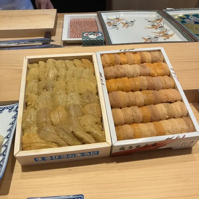 大人気寿司店の個室カウンターの画像_12