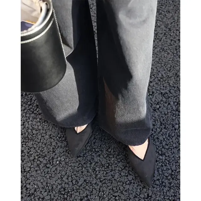 こなれたしゃれ感は、話題の技ありトップスにおまかせ