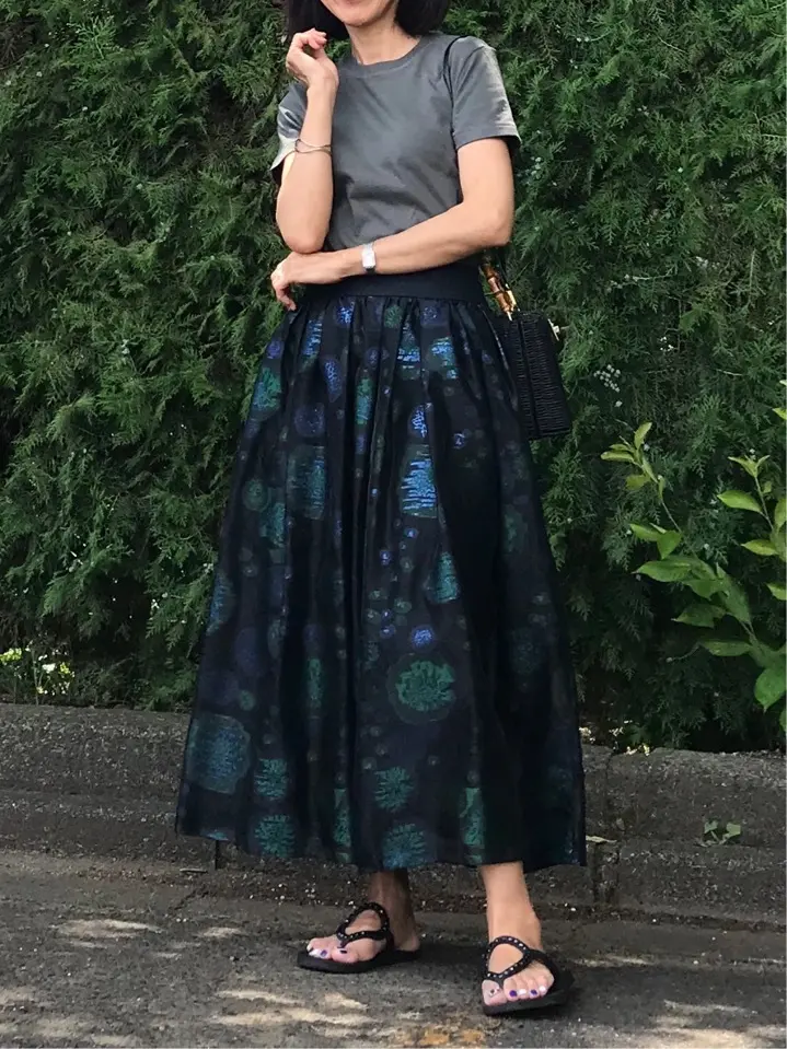 シンプルTにはひとくせアイテム合わせたいの画像_1