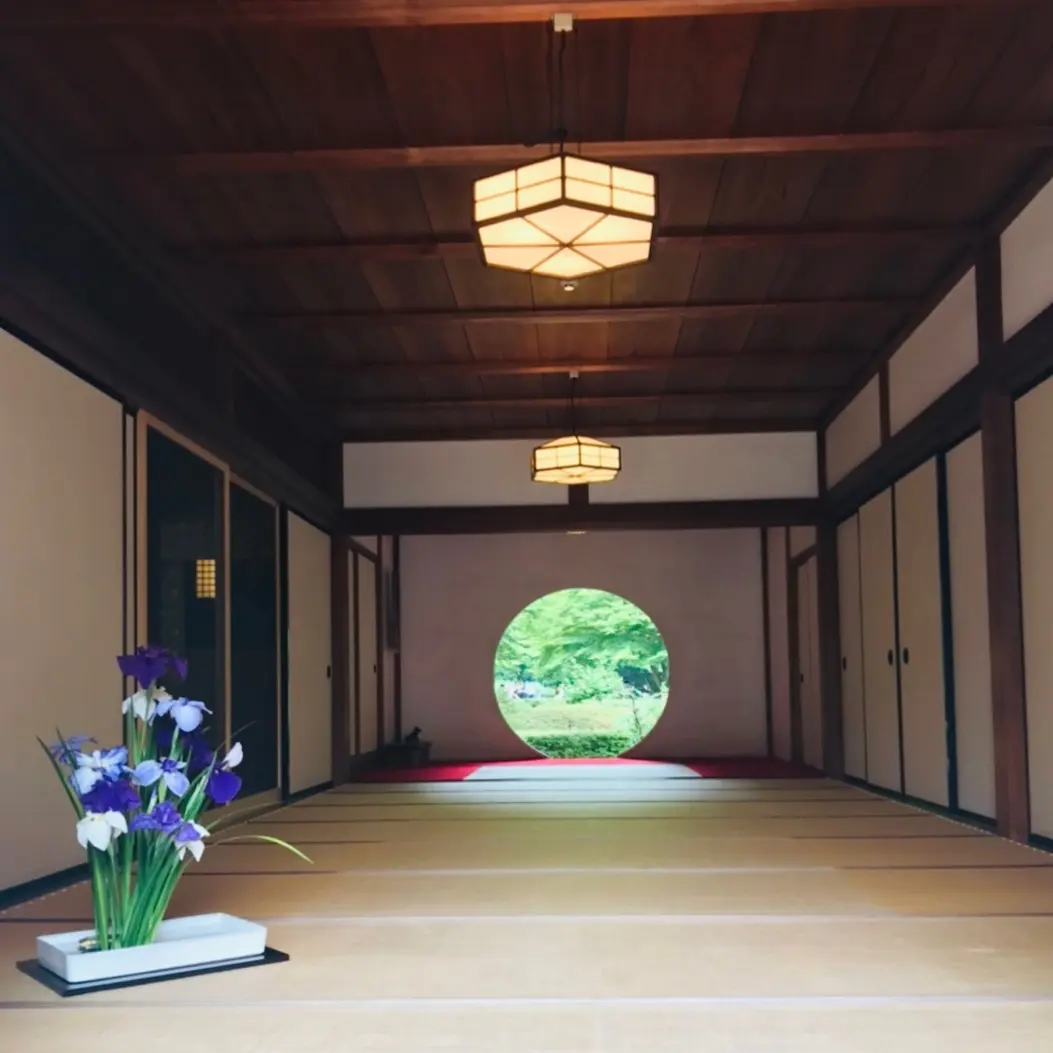 悟りの窓　丸窓　まる窓