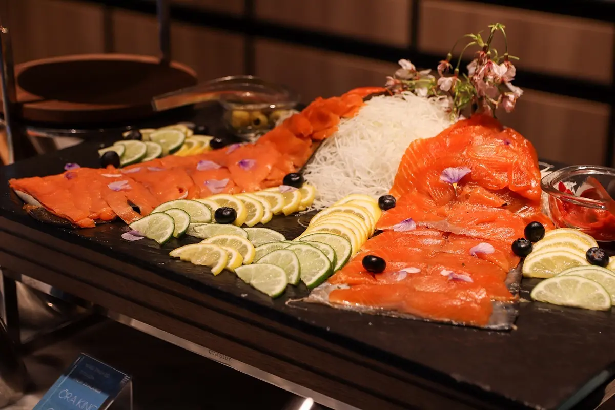 サーモンの食べ比べ