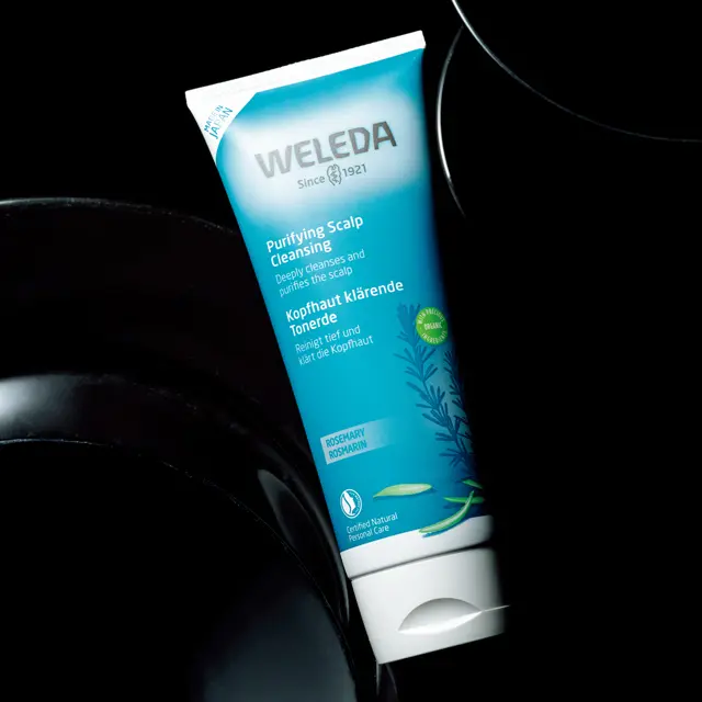 ヴェレダ・ジャパン ローズマリー スカルプクレンジング