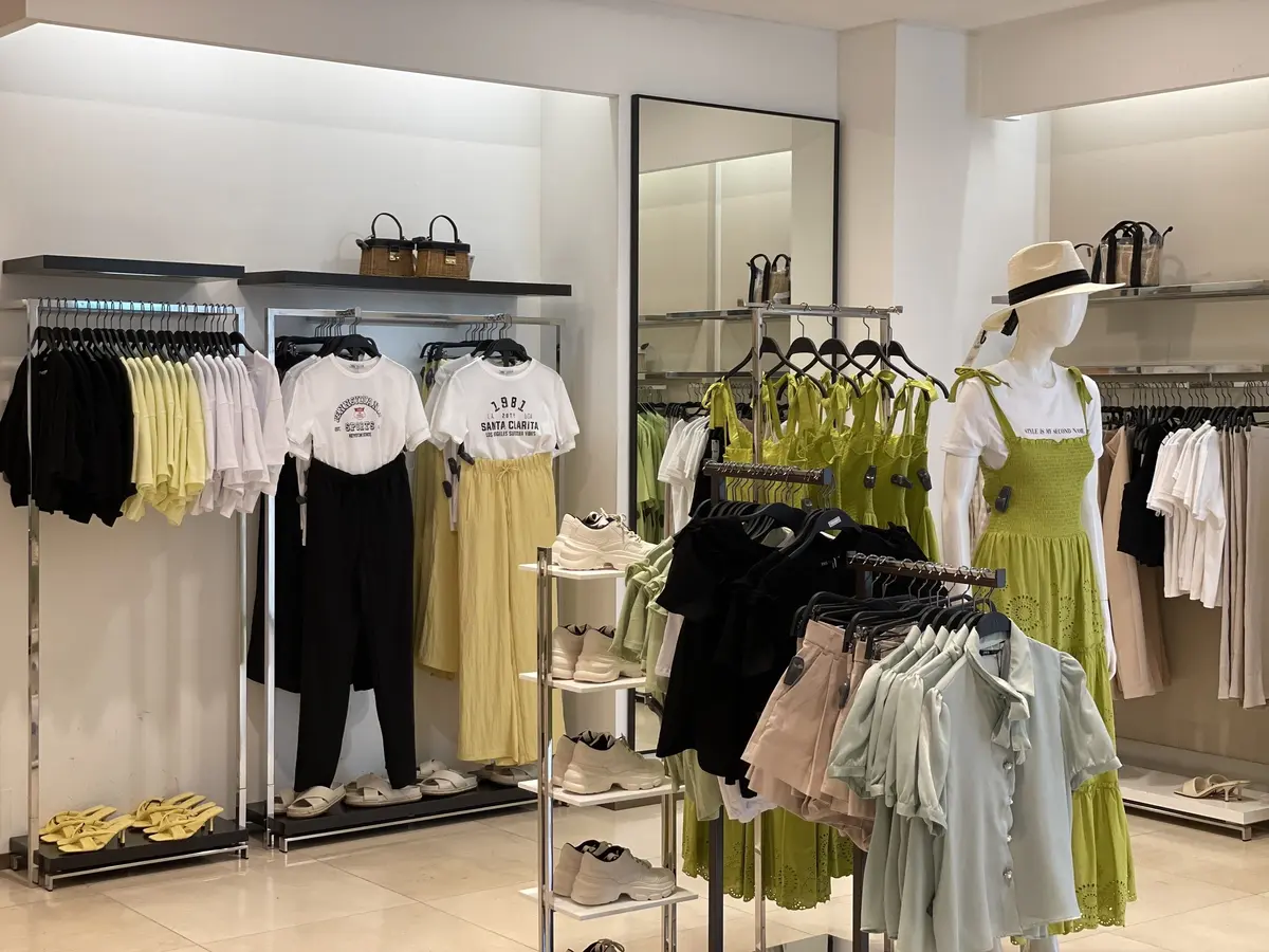 レディースファッション