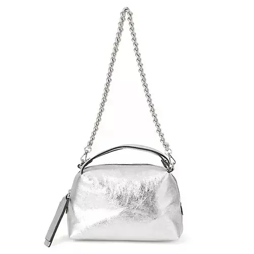 【50代 ファッション】一点投入するだけの画像_4