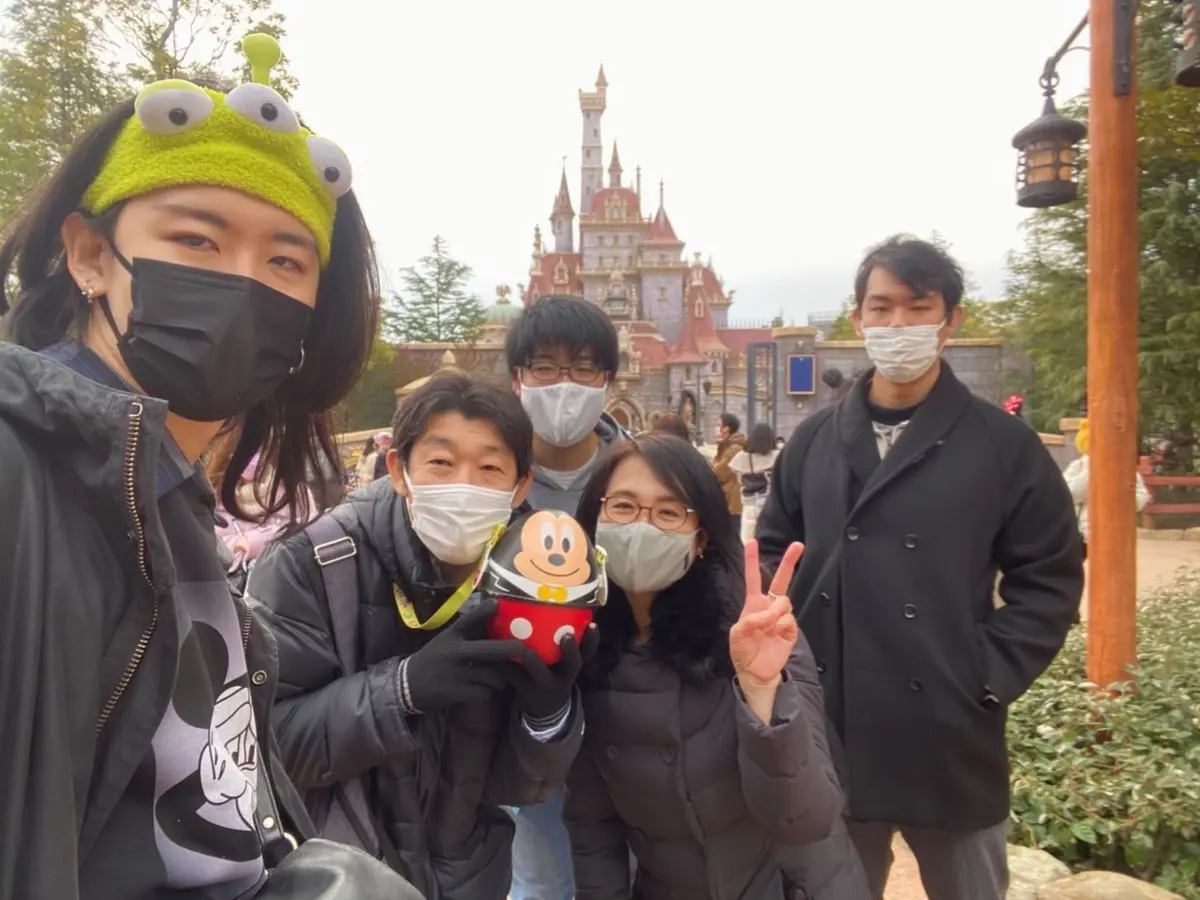 ビーストキャッスルの前で