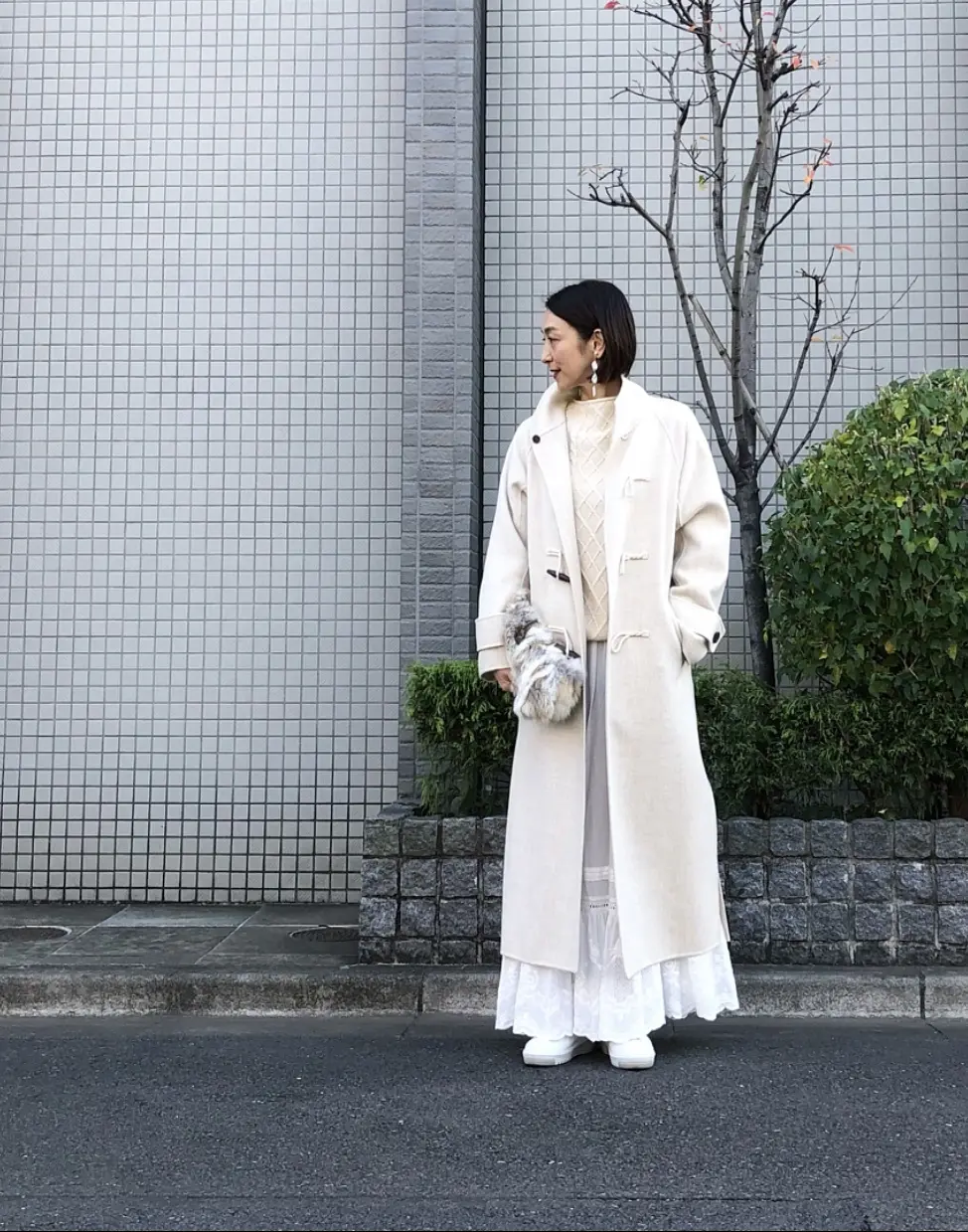 ロングダッフルで冬の白コーデ♡♡の画像_10