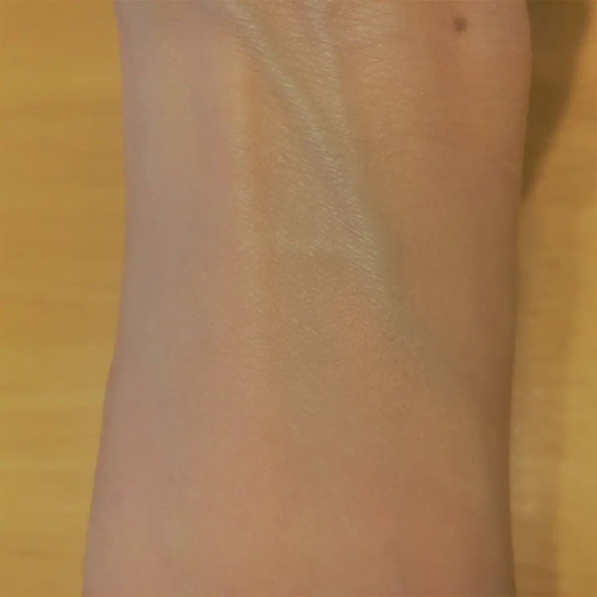 ファンデを塗り広げたら、大丈夫っぽい