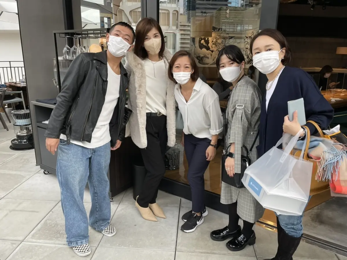 初挑戦のジレをきて、武蔵小杉のニューカフの画像_2