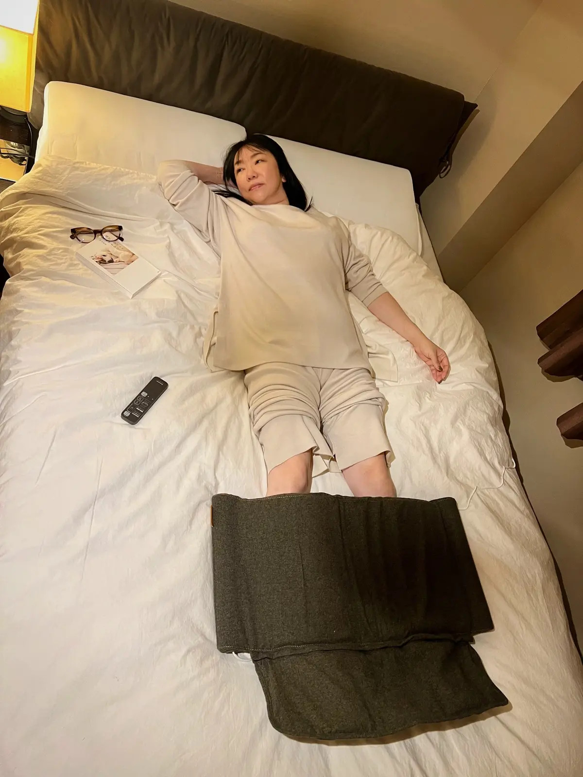 エアーマッサージャー ねるまえほっとリフレを使用