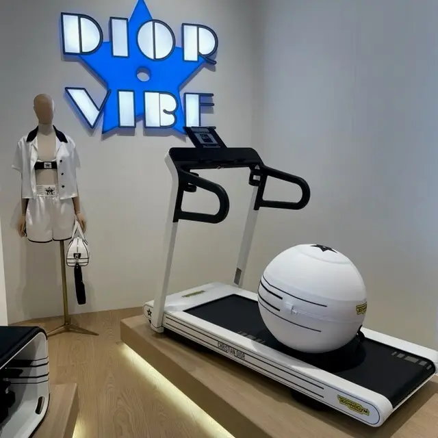 話題集中の「ディオール ヴァイブ」