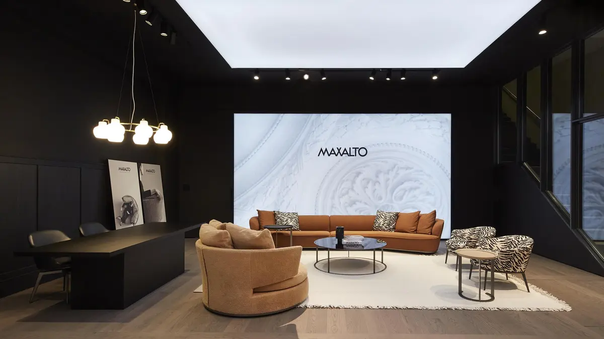 NEOエグゼクティブの撮影はここで！骨董の画像_4