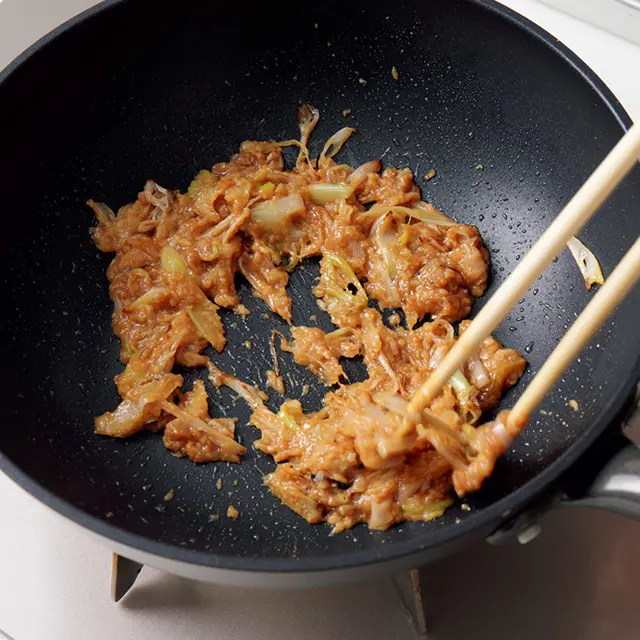味噌は炒めることで風味がアップ