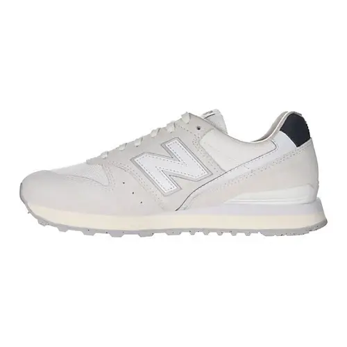 【50代 スニーカー】きれいめカジュアルの画像_36