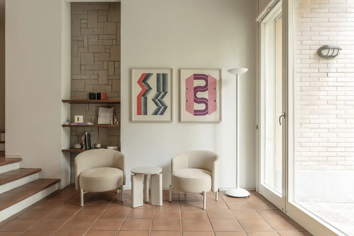 レトロモダンな雰囲気のB棟「POP」