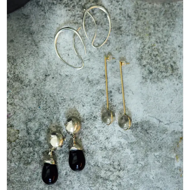 辛口な印象のピアス