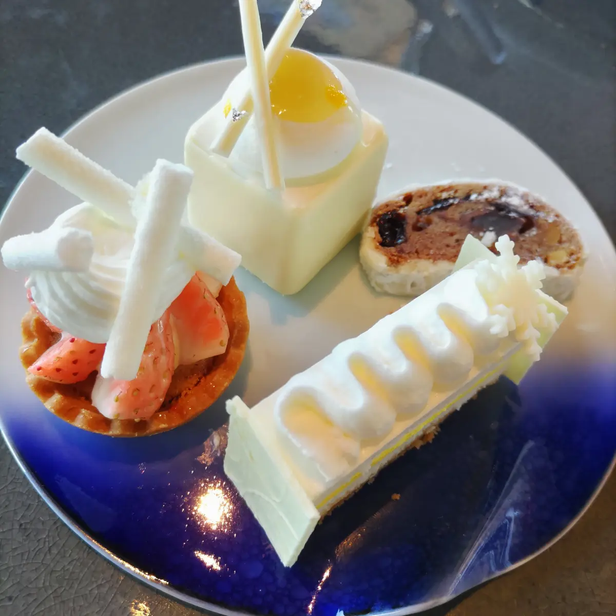 中段のスイーツ