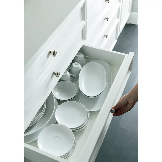 食器の収納は引き出し式