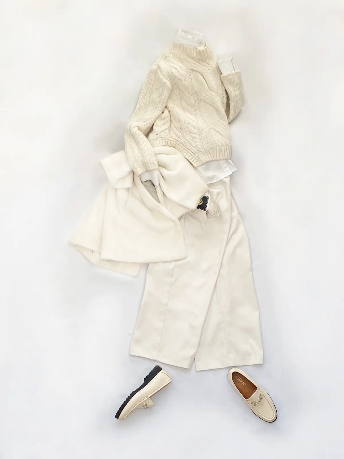 おしゃれブロガー　ニットコーデ　ワントーンコーデ