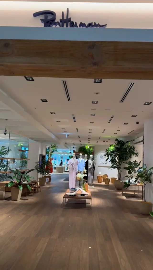 グラングリーン大阪のセレクトショップとうの画像_2