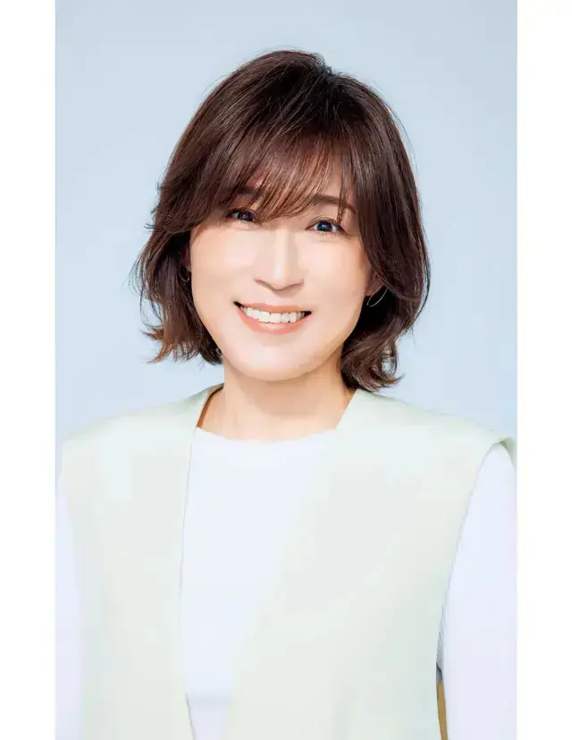 長めの前髪でも重く見せない！軽やかボブヘア