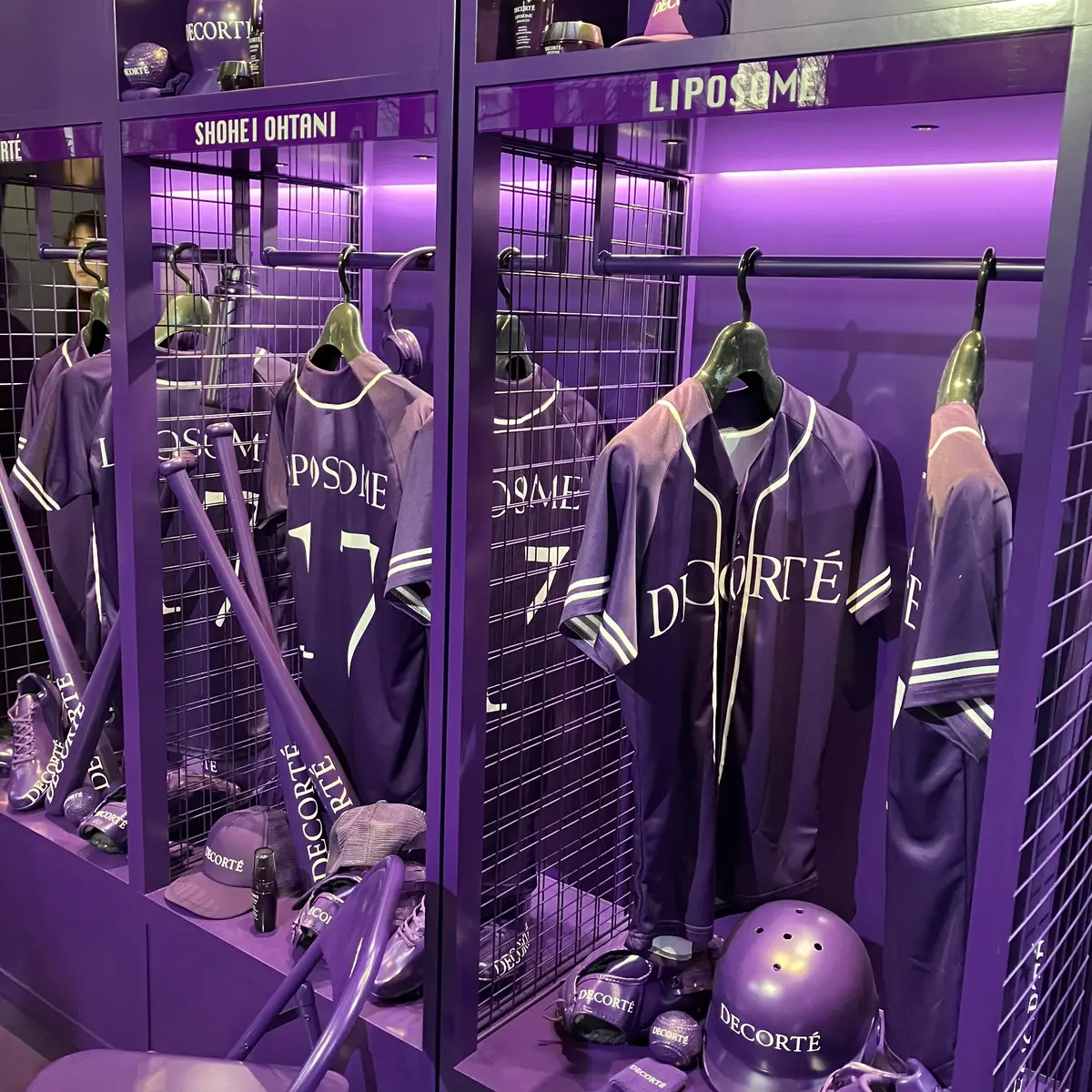 表参道をジャック！ コスメデコルテのSHの画像_10