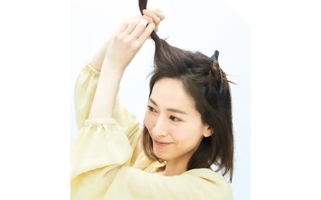 【50代、朝のながらヘアスタイリング術】ダッカールを使ってボリューム出しを！