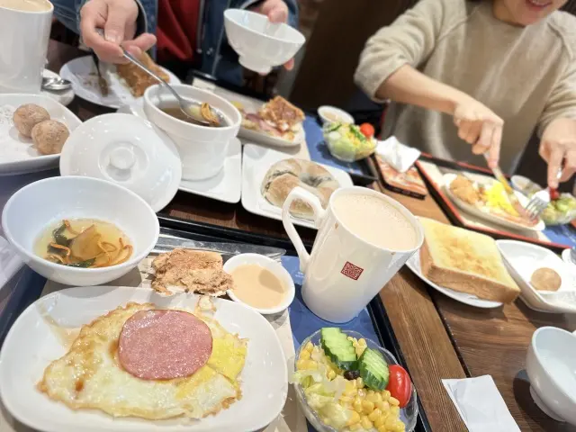 台湾旅行 台中 春水堂 モーニングセット トースト卵付き