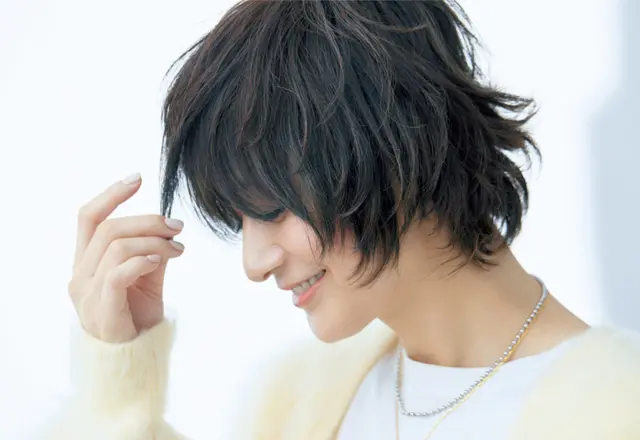 ダブルバングと、トップのパーマでボリュームUP