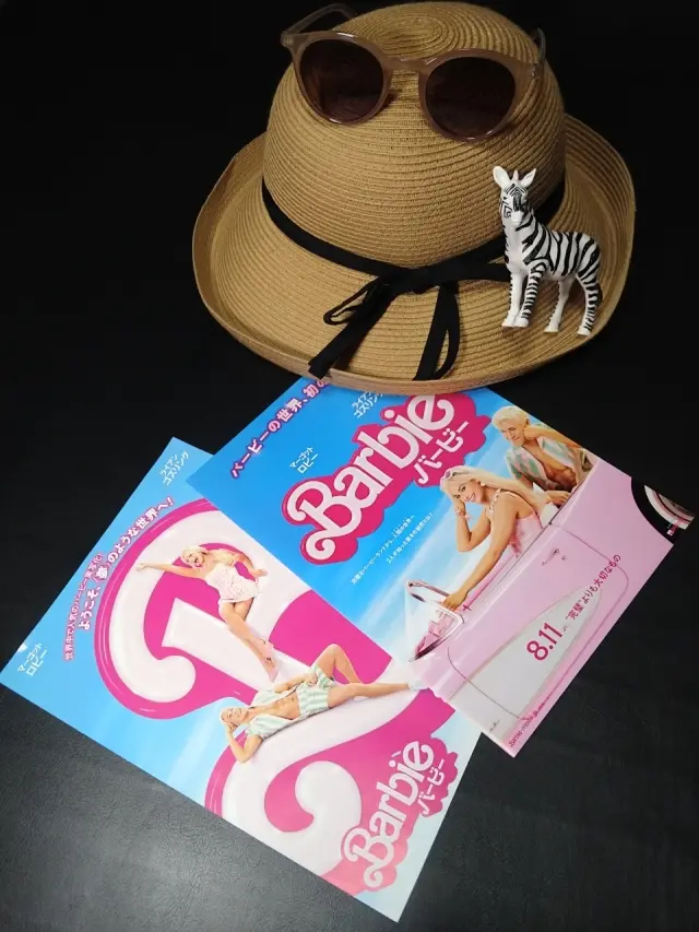 帽子とバービーのチラシ
