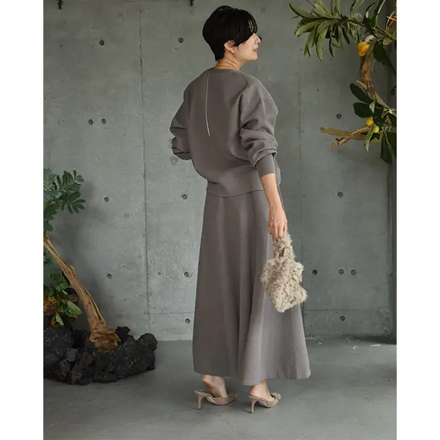 カオス丸の内　スタッフ　長谷川　初美さん　身長：169cm