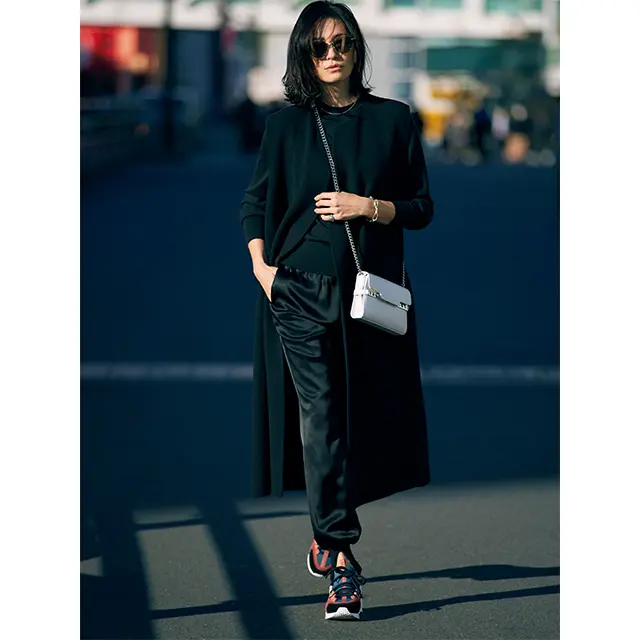 50代「大人の黒スタイル」おしゃれを格上げする達人ルールとは？