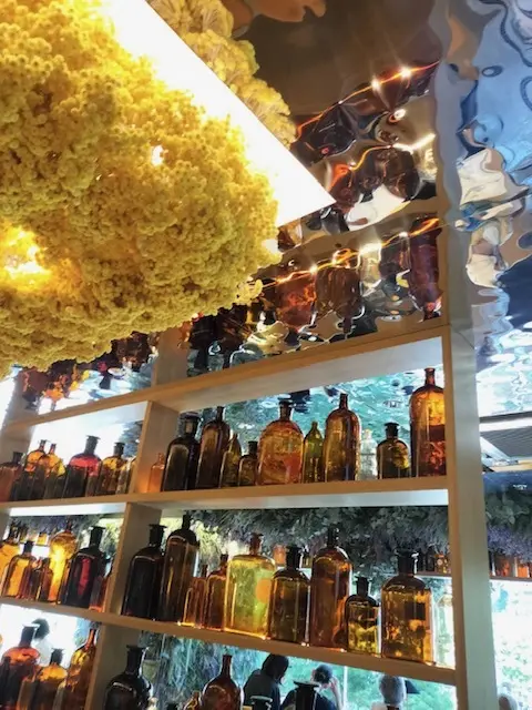 カフェめぐりと推し活の画像_3