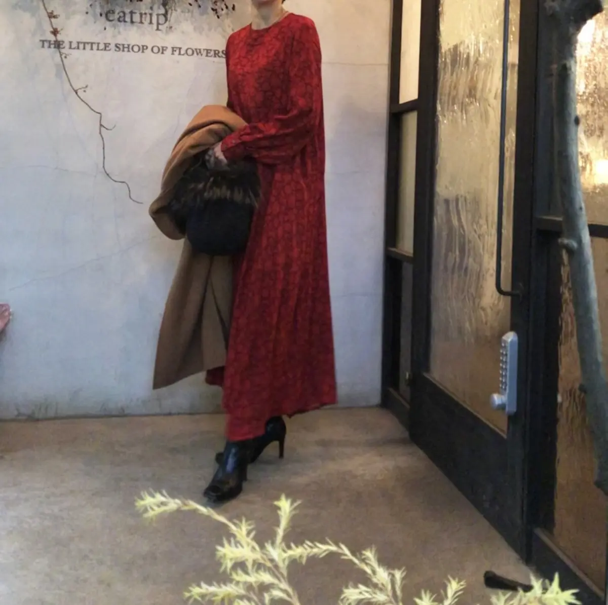 たまには赤ワンピで❤︎原宿古民家レストラの画像_3