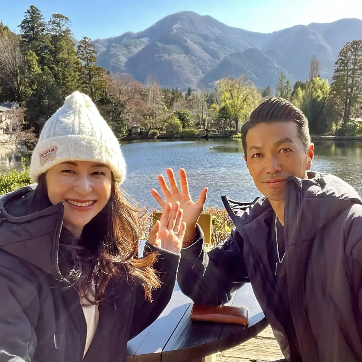 由布院　ベーカリーカフェ「カフェ・ラ・リューシュ」テラス席　金鱗湖